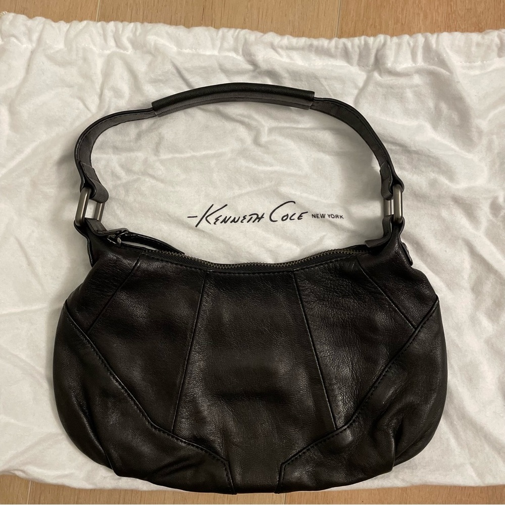 NWOT KENNETH COLE Black Leather Handbag